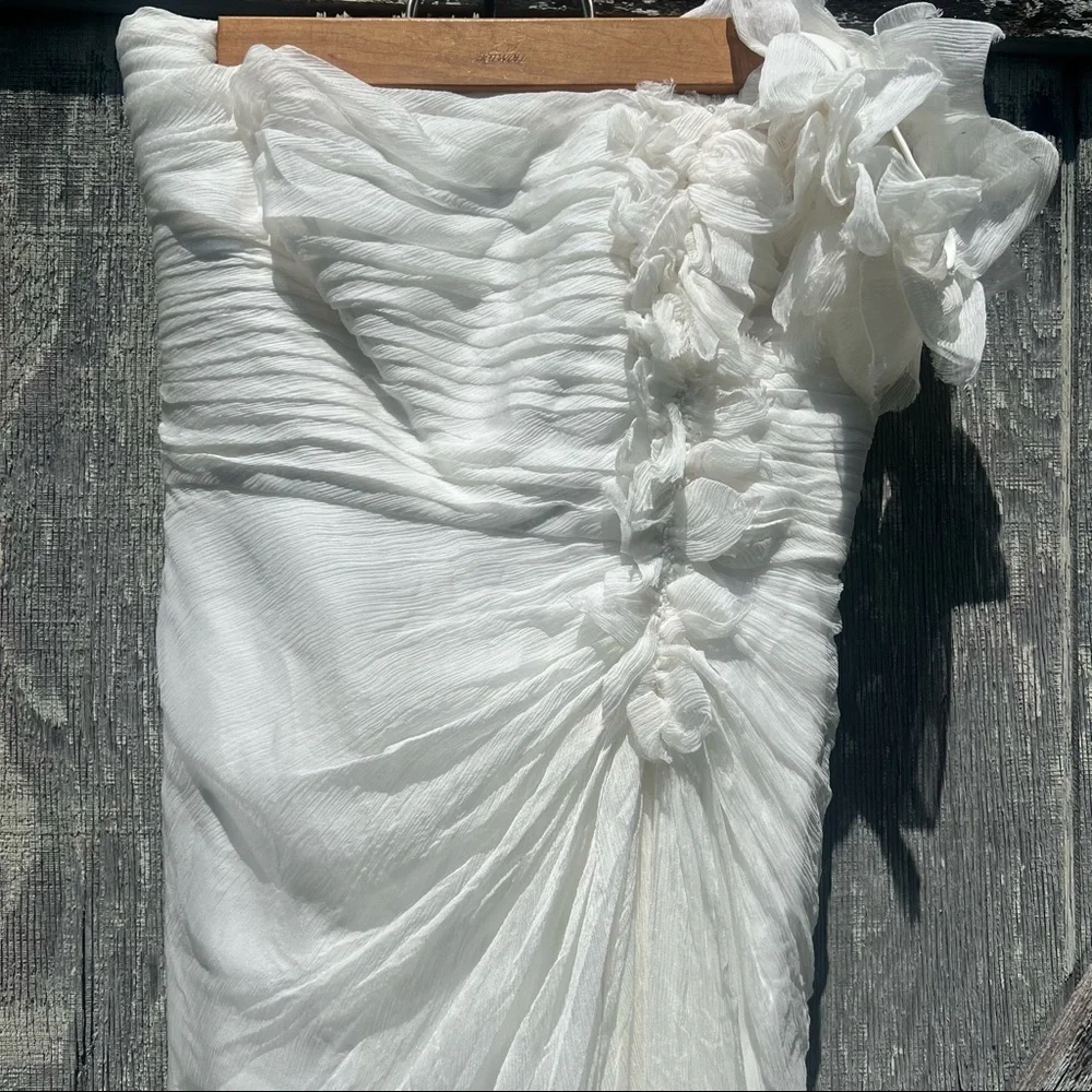 Tadashi Shoji Wedding Dress​